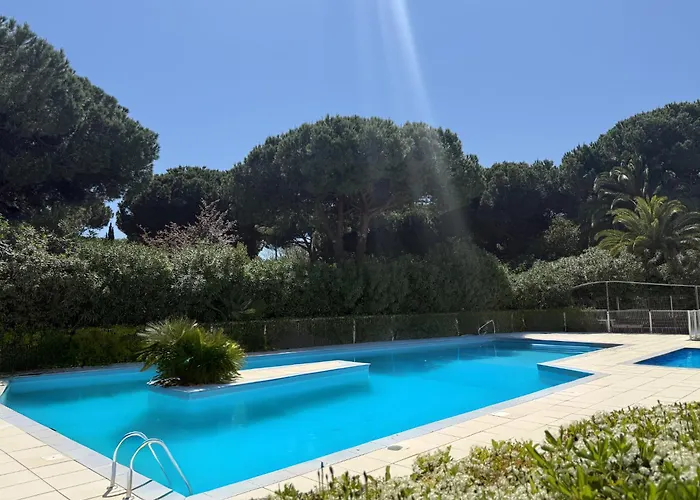 Sol-y-days Fleurie 2, Vue Panoramique Avec Piscine